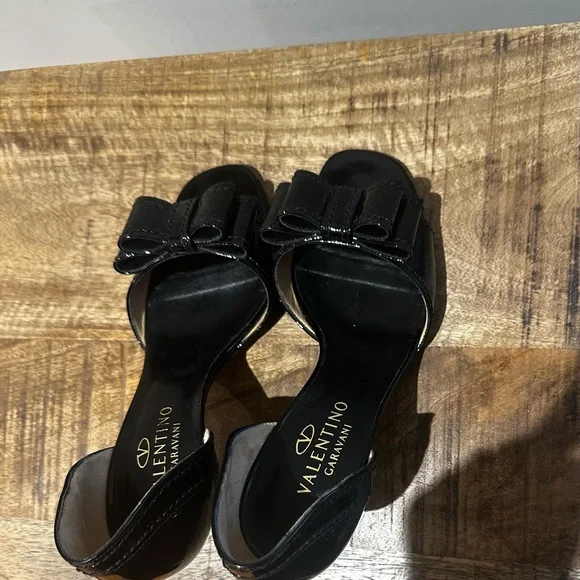 Valentino d'Orsay black Leather Bow Pump - Picture 5 of 6